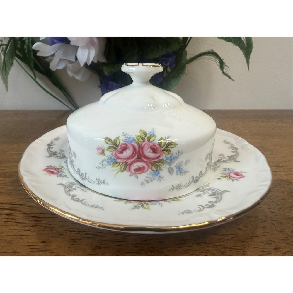 Royal Albert‎ Tranquillity Covered Butter Dish Bone China England Gilt